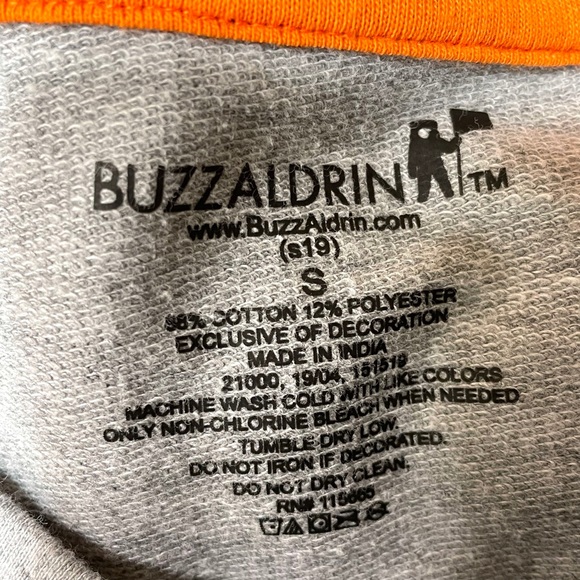 NASA Buzz Aldrin LS Sweatshirt Size Small - Picture 6 of 7